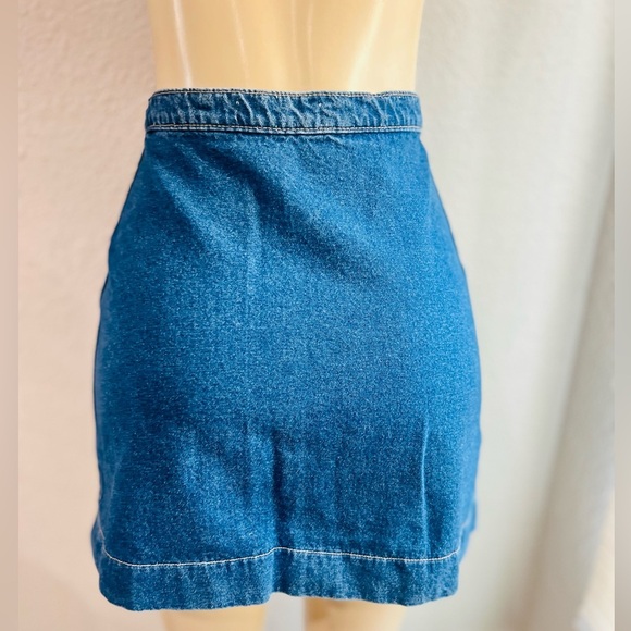 American Apparel Button Front A-Line Mini Skirt Dark Wash Denim size small - Picture 2 of 10
